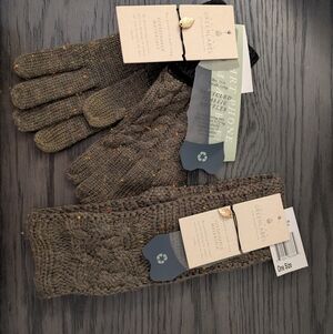 NWT quagga headband and touchscreen gloves, green,